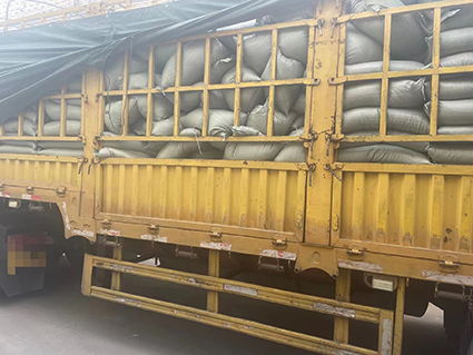 大量發(fā)貨 廣東工廠大量供應pe,pp再生塑料顆粒